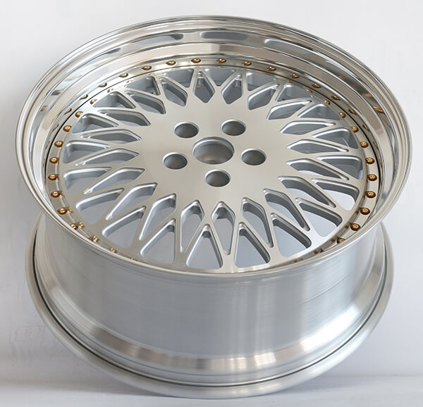 cadillac xt5 wheels